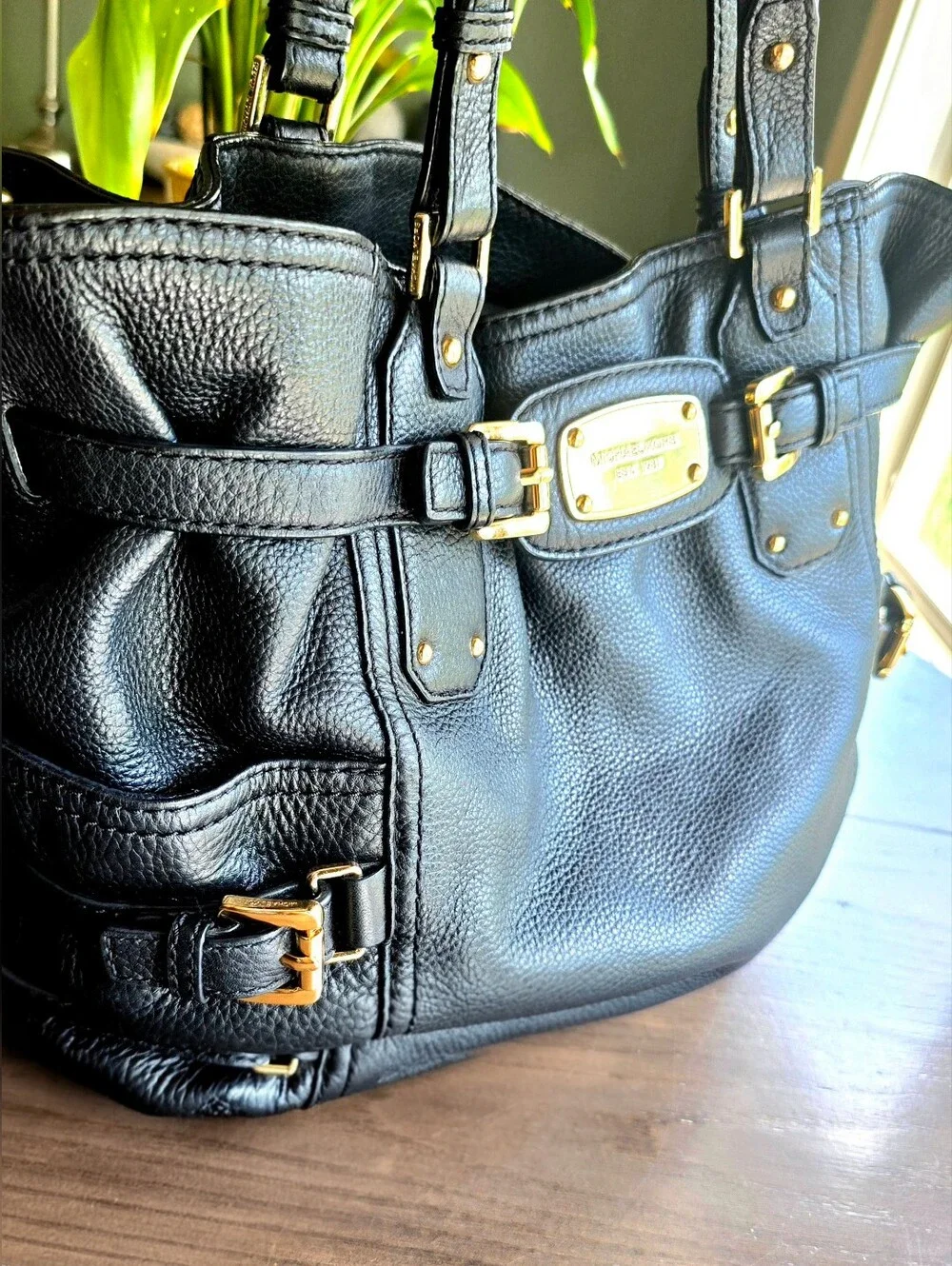 Michael Kors Vintage Gansevoort Tumbled Leather Tote Bag W/ COA